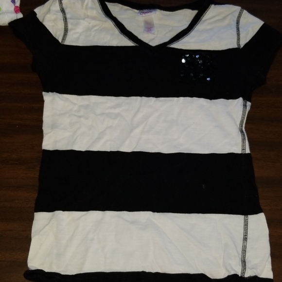 Girl's pajamas, shirts, - Picture 5 of 8